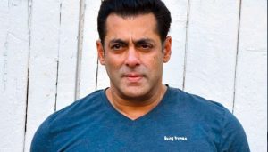 Salman Khan returned to Home